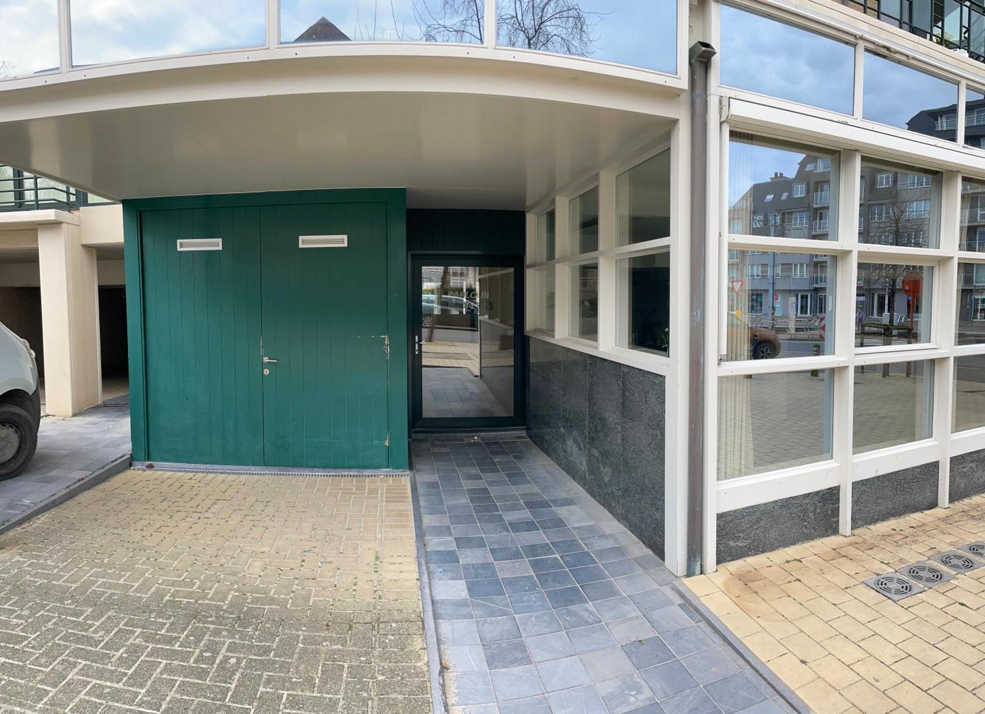 Appt Pablo Met Prive-Garage, Vlakbij Zee, In Koksijde-Bad Apartment Luaran gambar